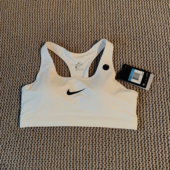 Nike Other - BRAND NEW NIKE SPORTS BRA